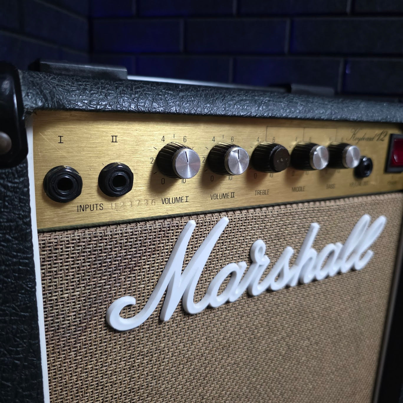 MARSHALL KEYBOARD 12 SOLID STATE AMP