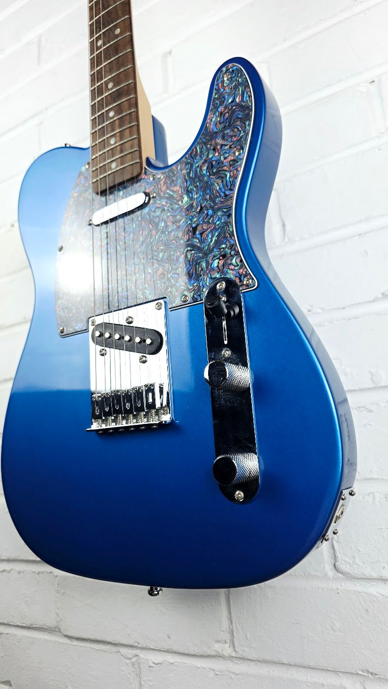 SQUIER AFFINITY SERIES LAKE PLACID BLUE PEARLOID TELECASTER ELECTRIC GUITAR
