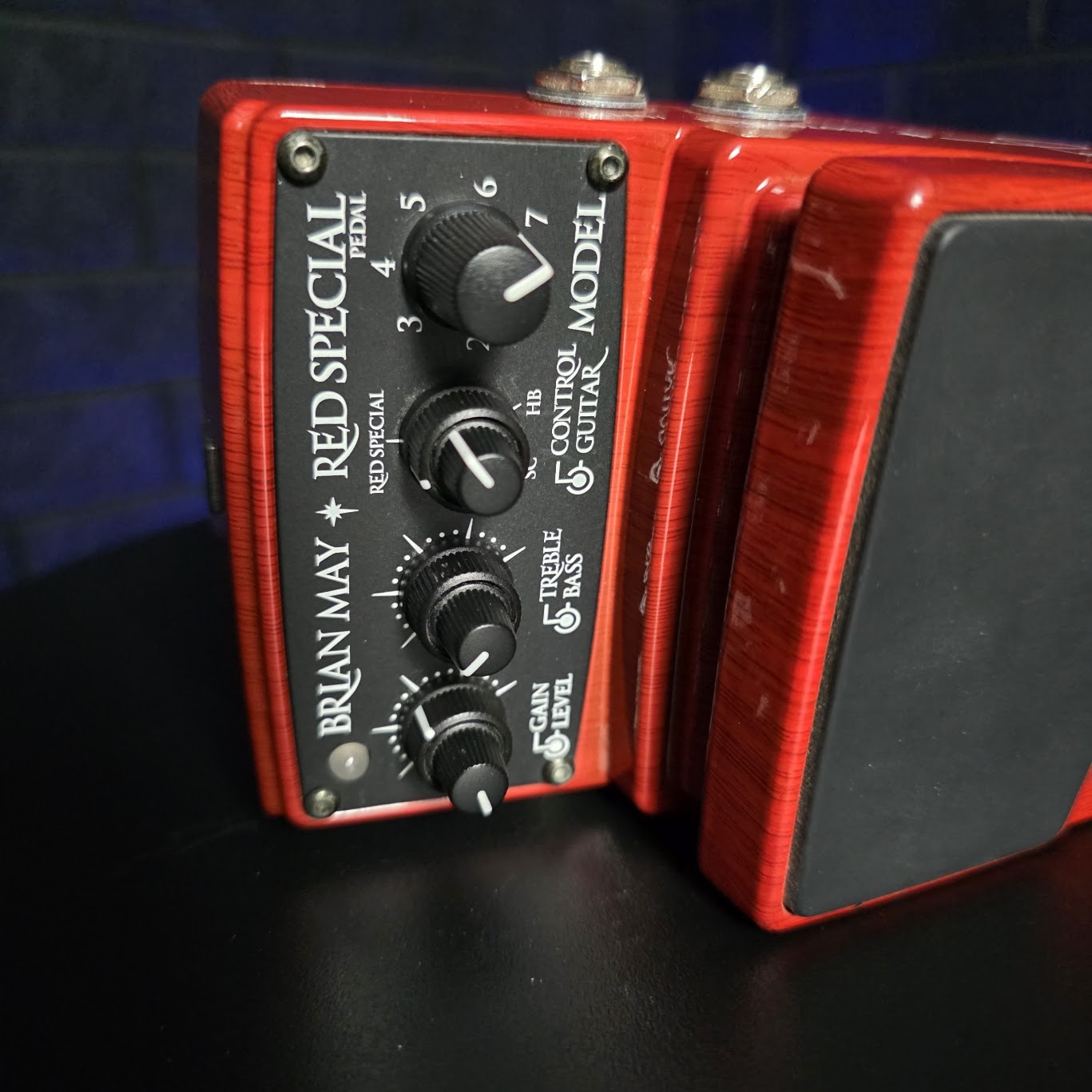DIGITECH BRIAN MAY RED SPECIAL GUITAR EFFECTS PEDAL
