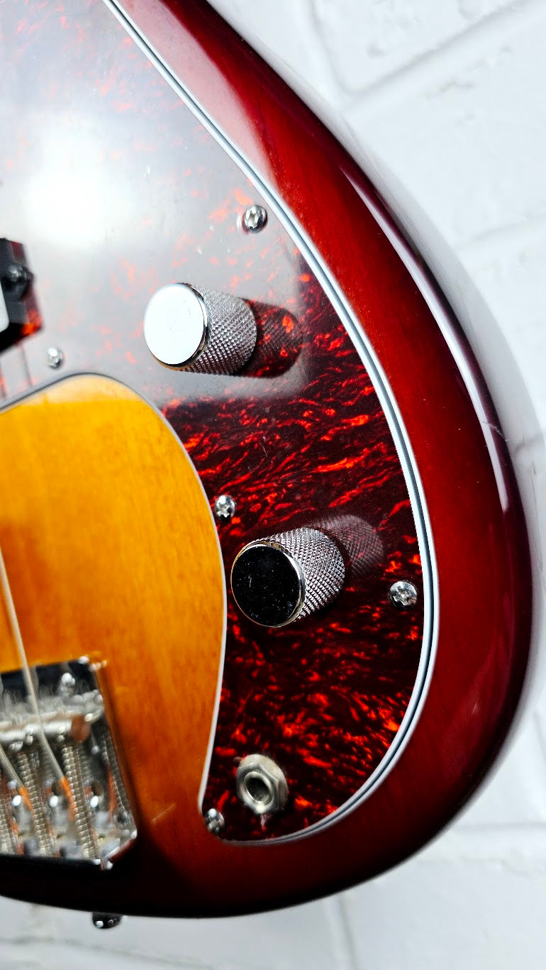 SIRE MARCUS MILLER P5 FRETLESS 5 STRING BASS TOBACCO SUNBURST