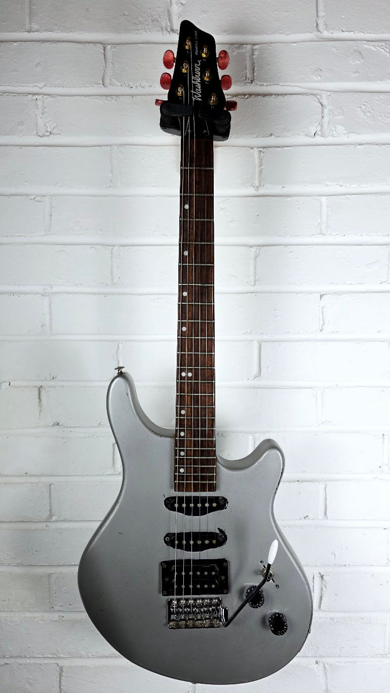 WASHBURN PRO MAVERICK SERIES SILVER ELECTRIC GUITAR