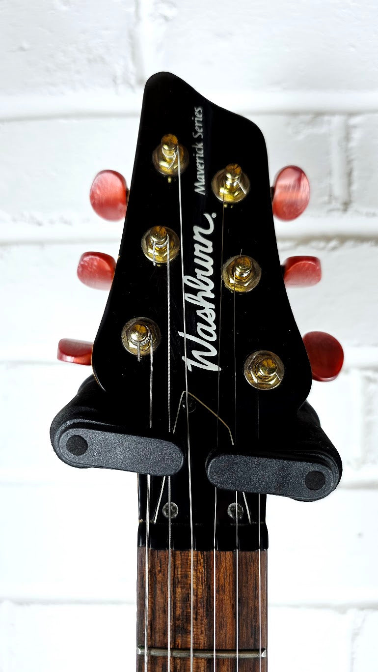 WASHBURN PRO MAVERICK SERIES SILVER ELECTRIC GUITAR