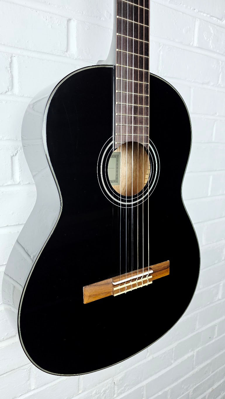 YAMAHA C40 BLACK CLASSICAL GUITAR LEFT HANDED