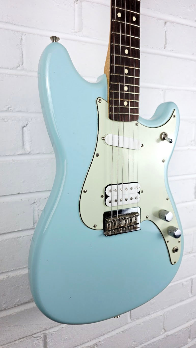 FENDER DUO SONIC HS PF ELECTRIC GUITAR DAPHNE BLUE MIM