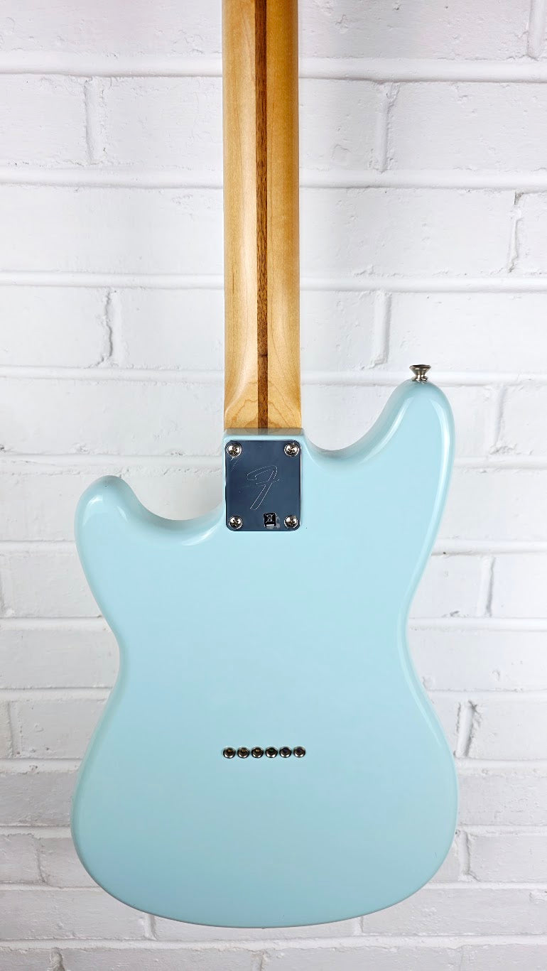 FENDER DUO SONIC HS PF ELECTRIC GUITAR DAPHNE BLUE MIM