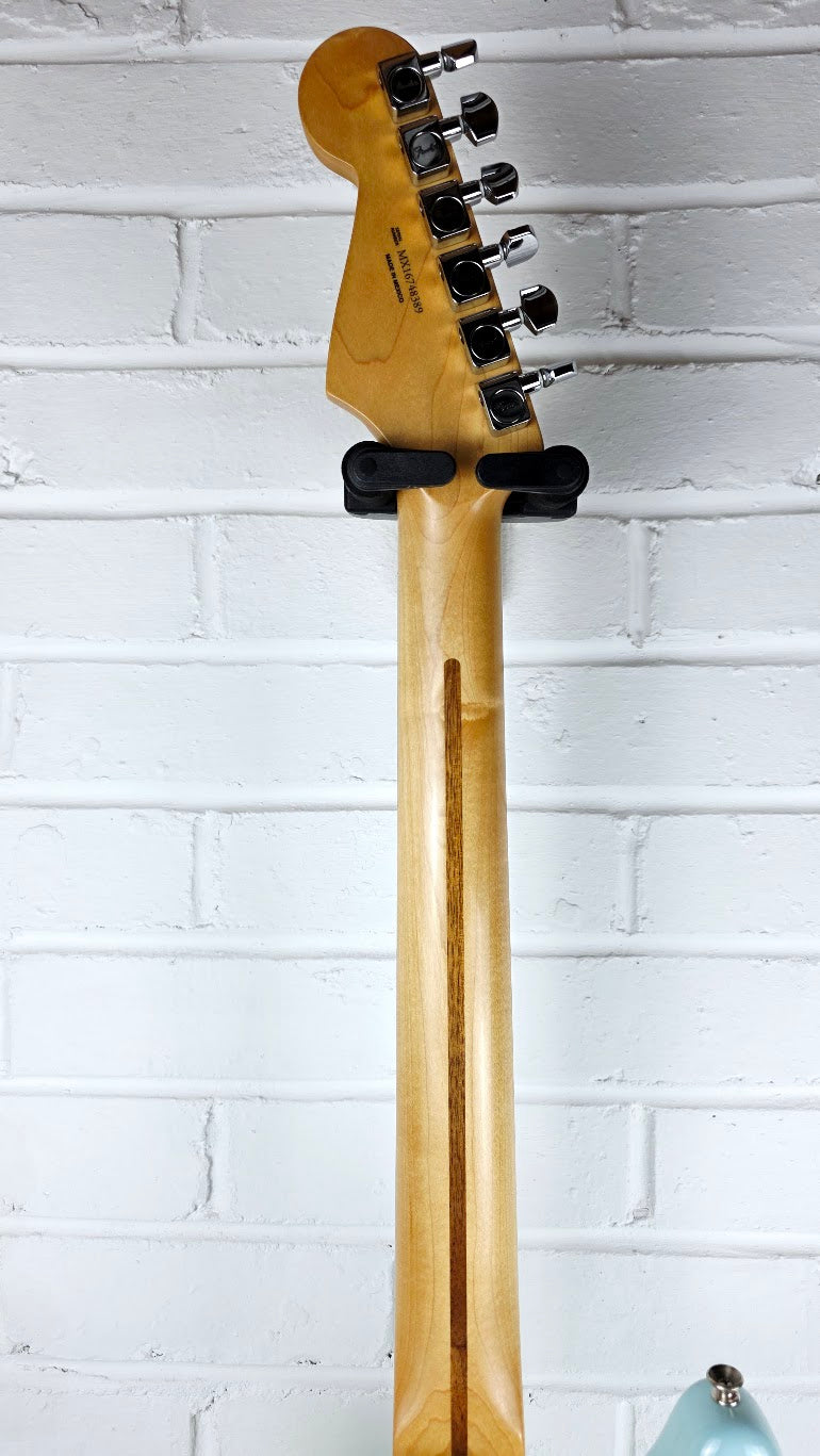 FENDER DUO SONIC HS PF ELECTRIC GUITAR DAPHNE BLUE MIM