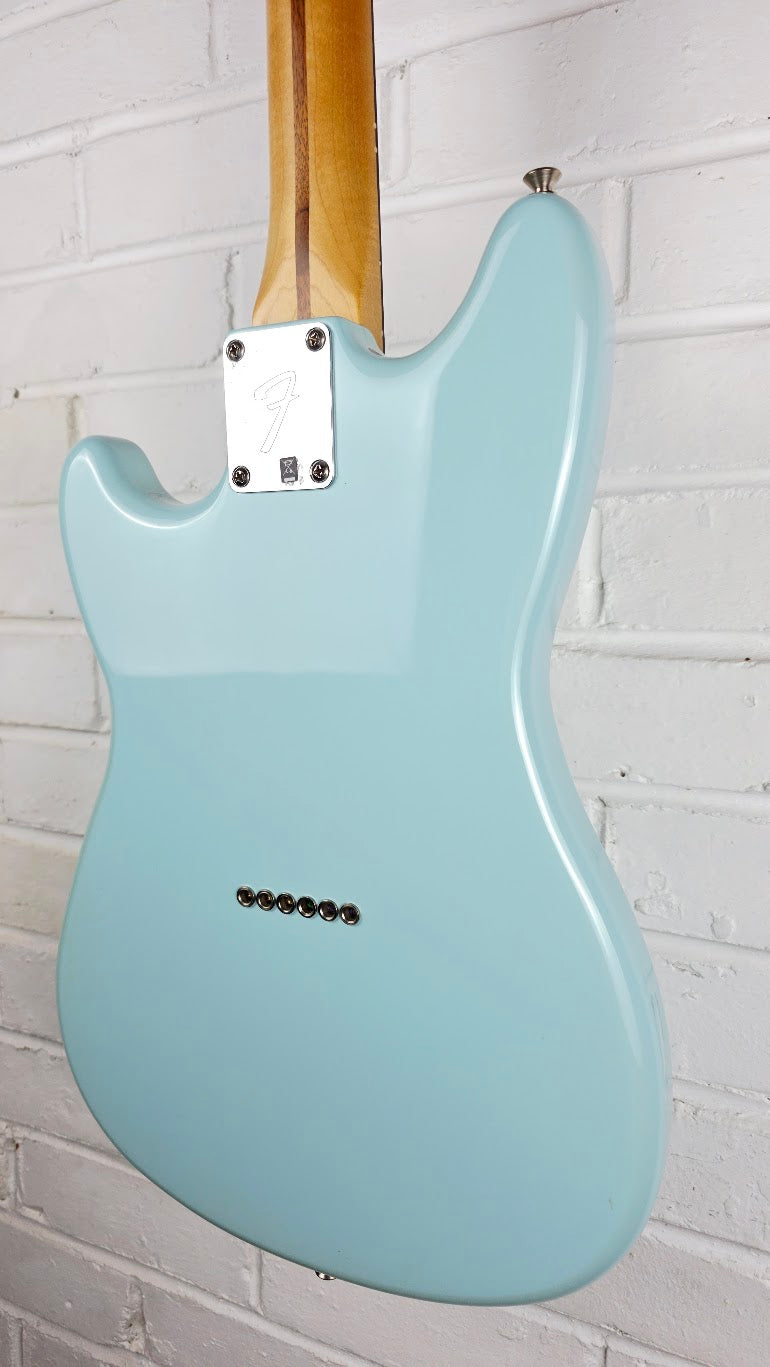 FENDER DUO SONIC HS PF ELECTRIC GUITAR DAPHNE BLUE MIM