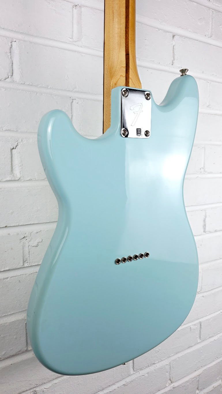 FENDER DUO SONIC HS PF ELECTRIC GUITAR DAPHNE BLUE MIM