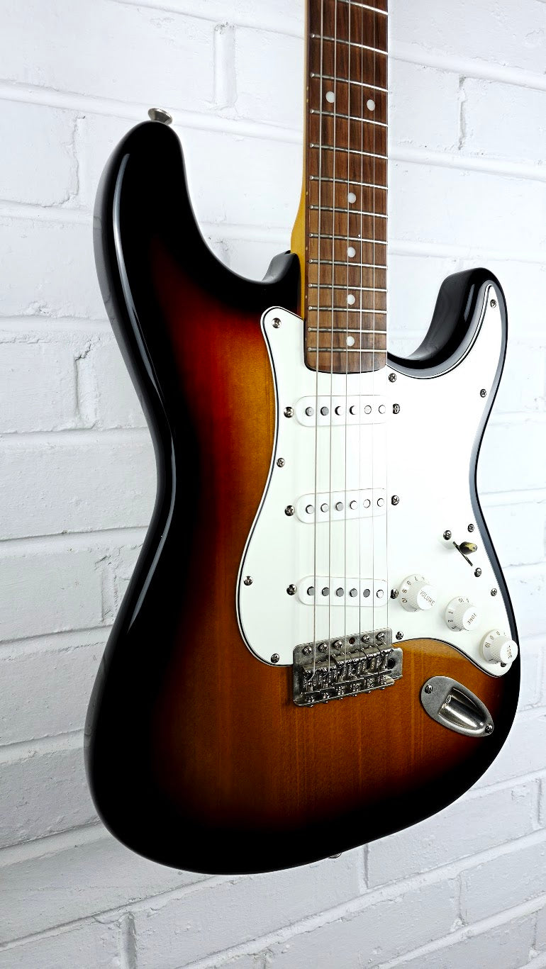 VINTAGE THOMAS BLUG SIGNATURE SERIES ELECTRIC GUITAR HYBRID SUNBURST
