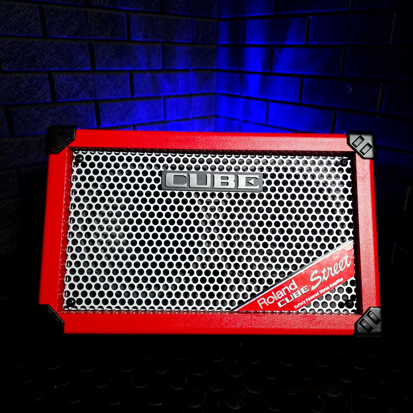 ROLAND CUBE STREET AMP RED COMBO MODELLING AMP