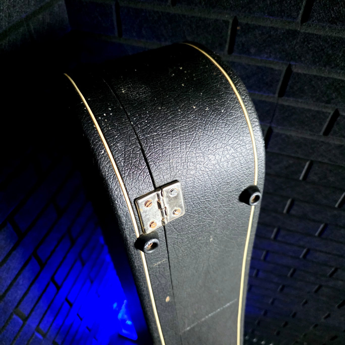 ACOUSTIC GUITAR HARD CASE DREADNOUGHT ABS BLACK