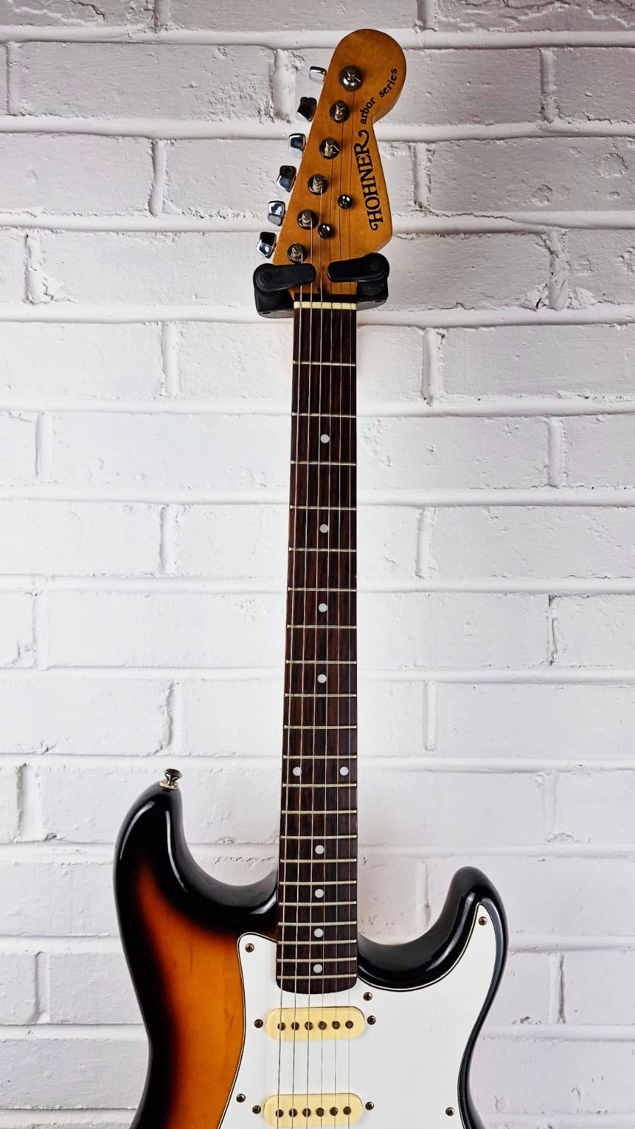 HOHNER ARBOR SERIES SUNBURST STRATOCASTER 1987 ELECTRIC GUITAR