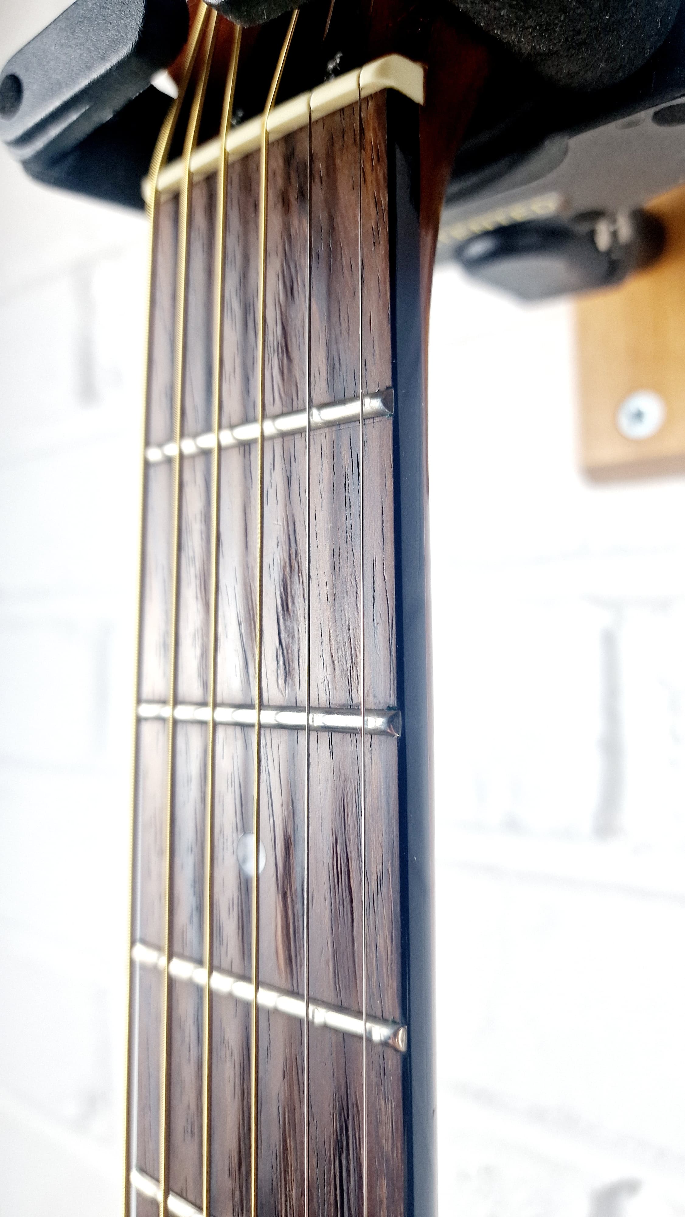 YAMAHA APX-3 NATURAL ELECTRO ACOUSTIC GUITAR
