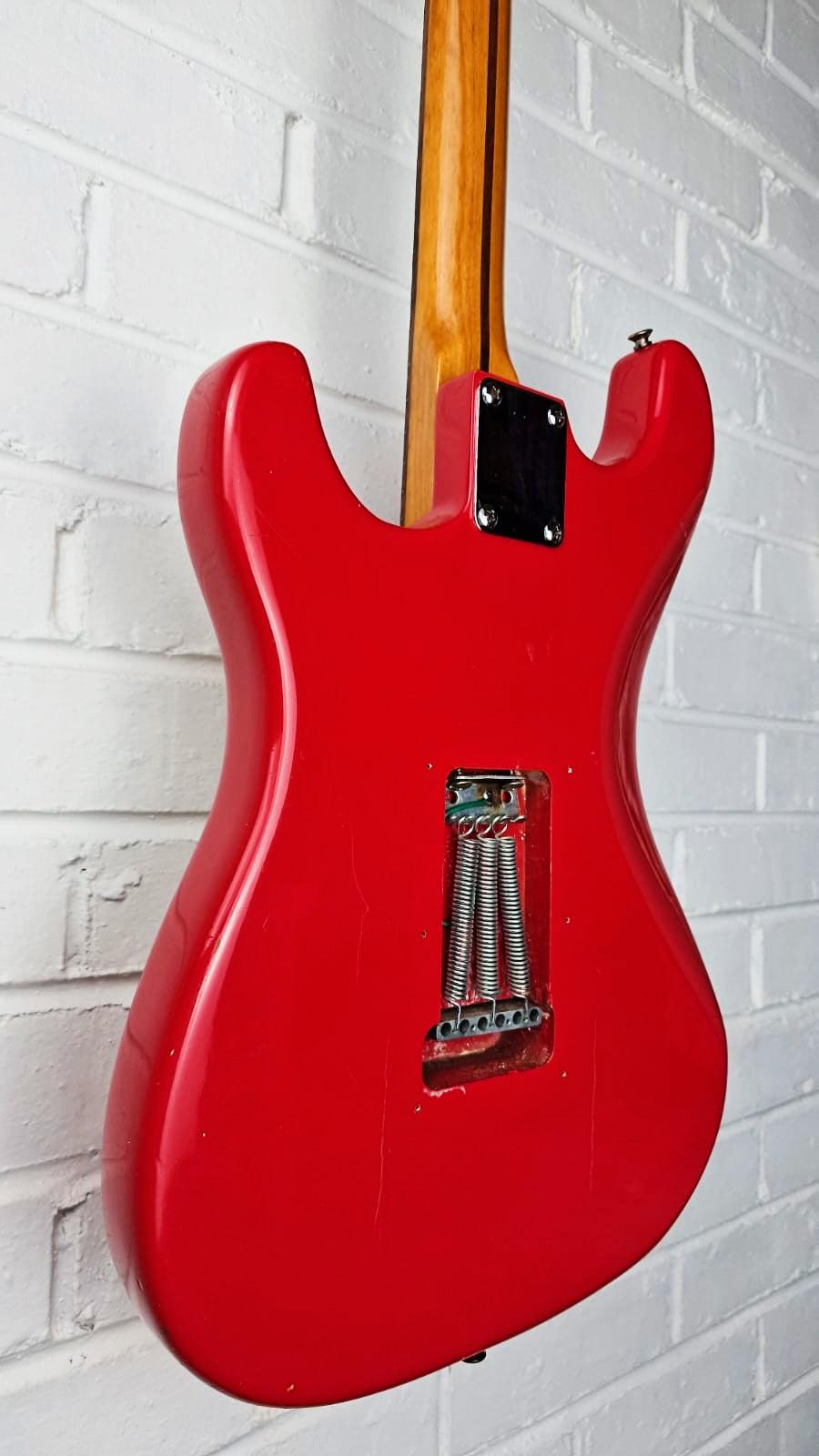 SUNN MUSTANG STRATOCASTER 1980s ELECTRIC GUITAR