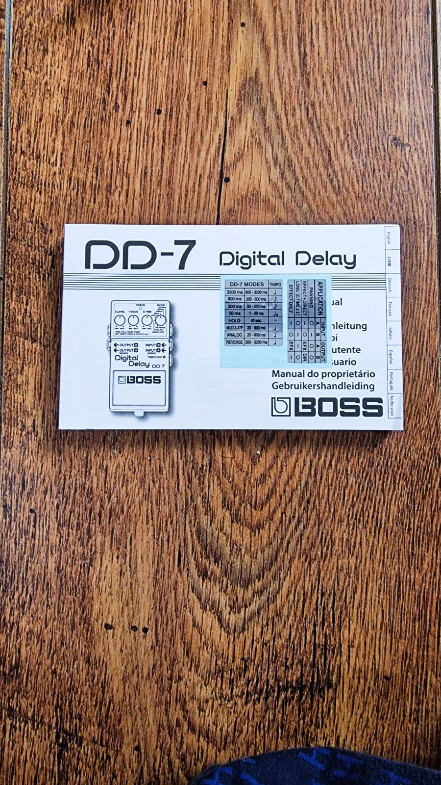 BOSS DD-7 DIGITAL DELAY PEDAL BOXED WITH INSTRUCTIONS
