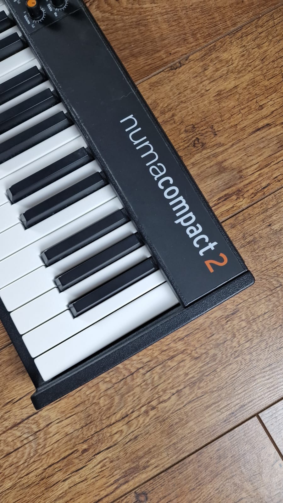STUDIOLOGIC NUMA COMPACT 2 88 KEY DIGITAL KEYBOARD PIANO