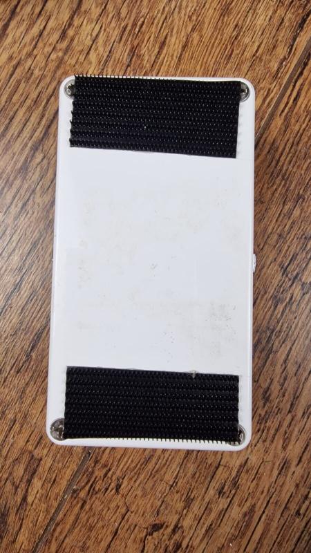 FUZWAMI FRIDAY CLUB FUZZ GUITAR PEDAL