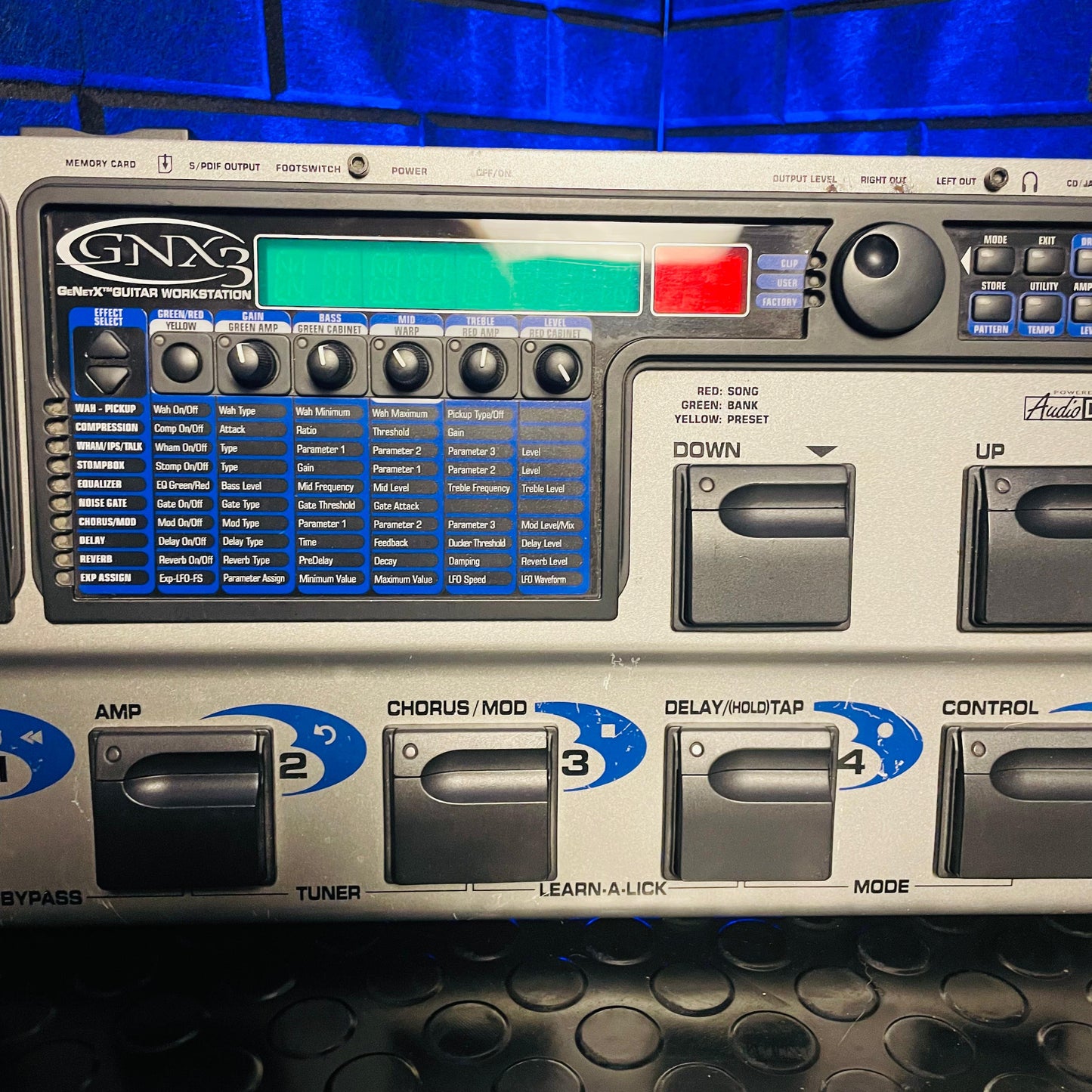 DIGITECH GNX3 MULTI EFFECTS PROCESSOR *BOXED WITH INSTRUCTIONS*
