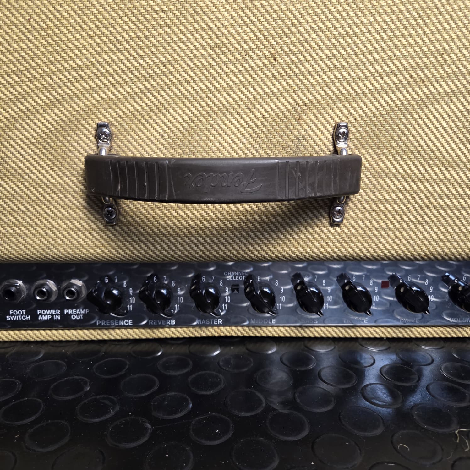 FENDER BLUES DELUXE REISSUE TWEED COMBO VALVE AMP WITH JENSEN SPEAKER