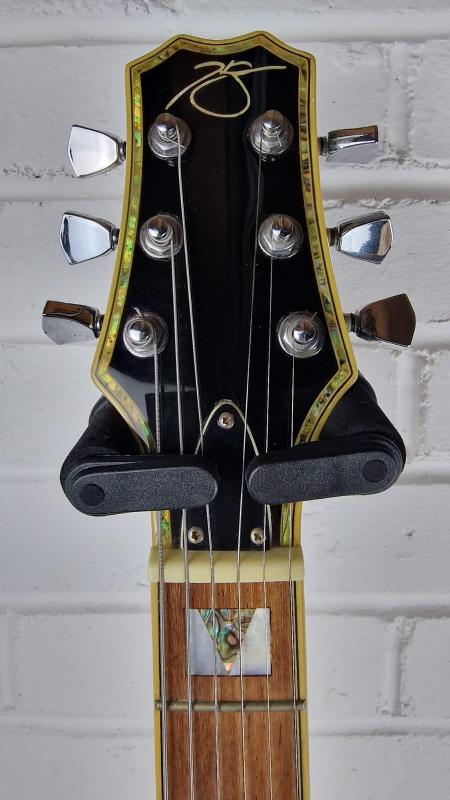 PEAVEY ROCKINGHAM HOLLOW BODY SUNBURST ELECTRIC GUITAR