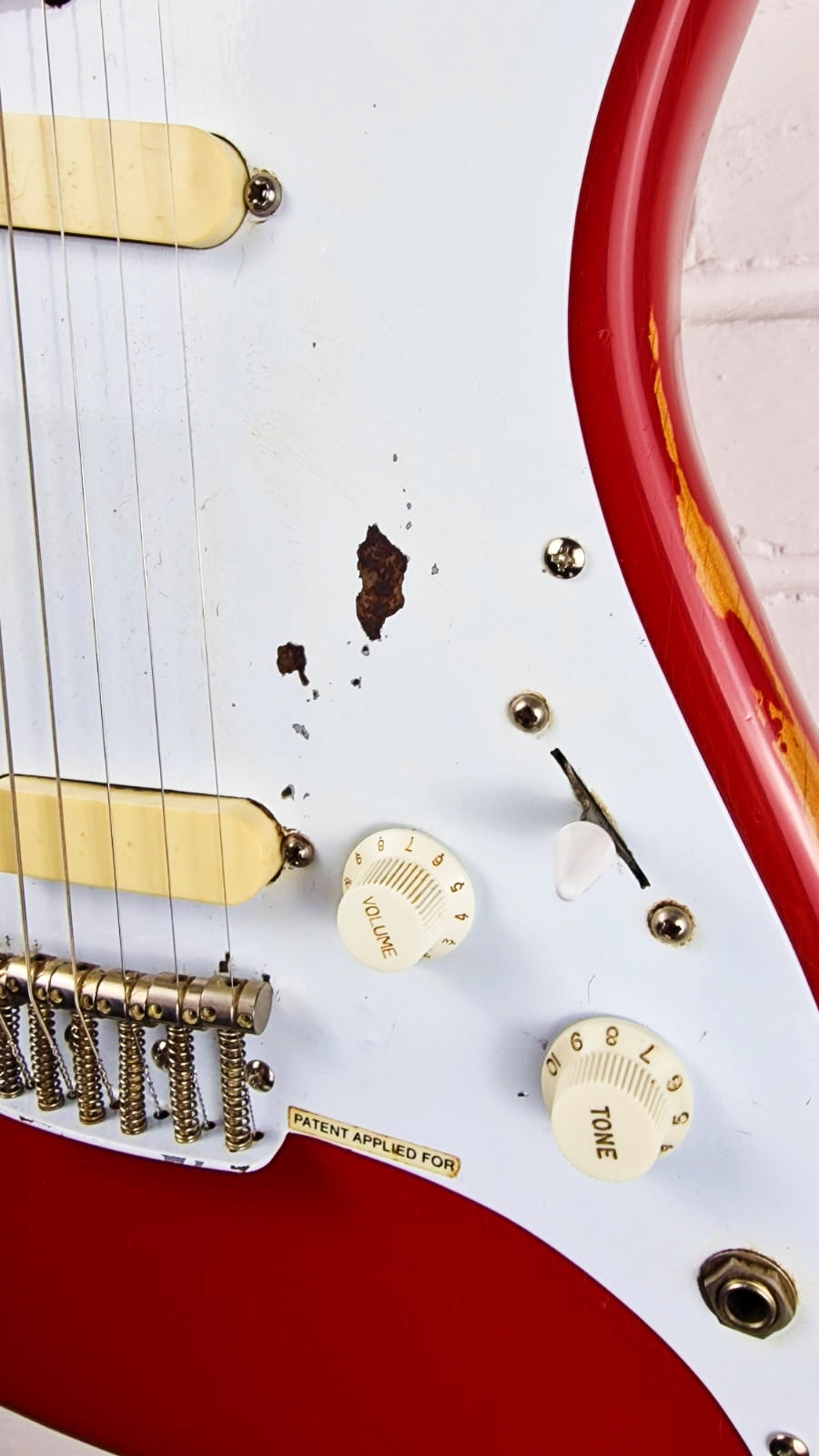 FENDER BULLET 1981 USA ROADWORN RED ELECTRIC GUITAR + OFFICIAL HARD CASE