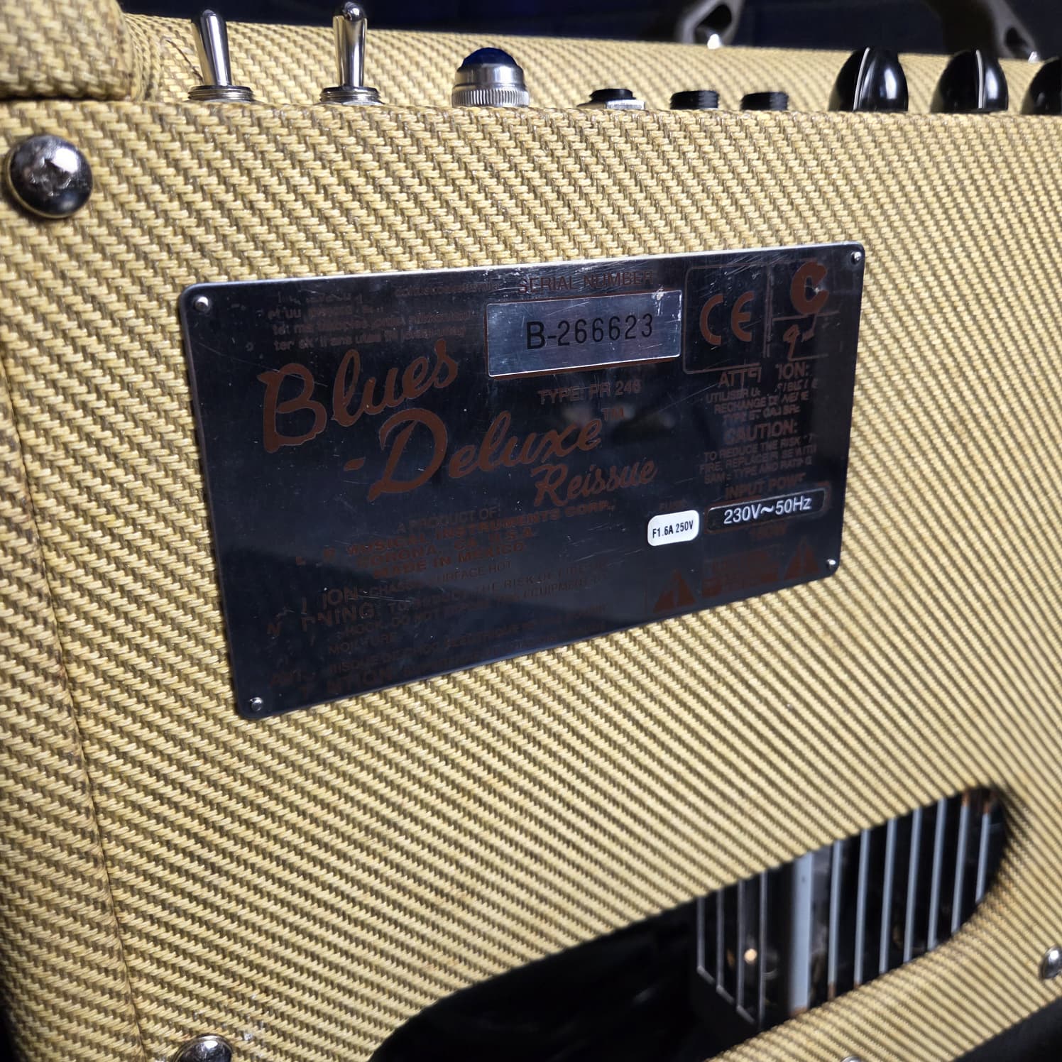 FENDER BLUES DELUXE REISSUE TWEED COMBO VALVE AMP WITH JENSEN SPEAKER