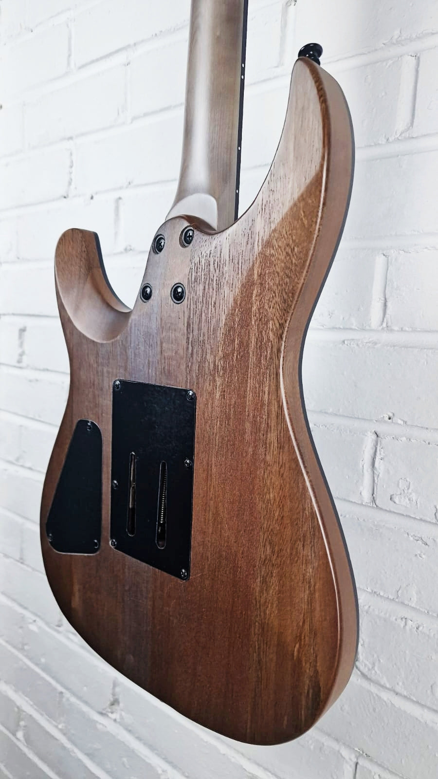 SCHECTER OMEN ELITE 6 BLACK CHERRY BURST ELECTRIC GUITAR