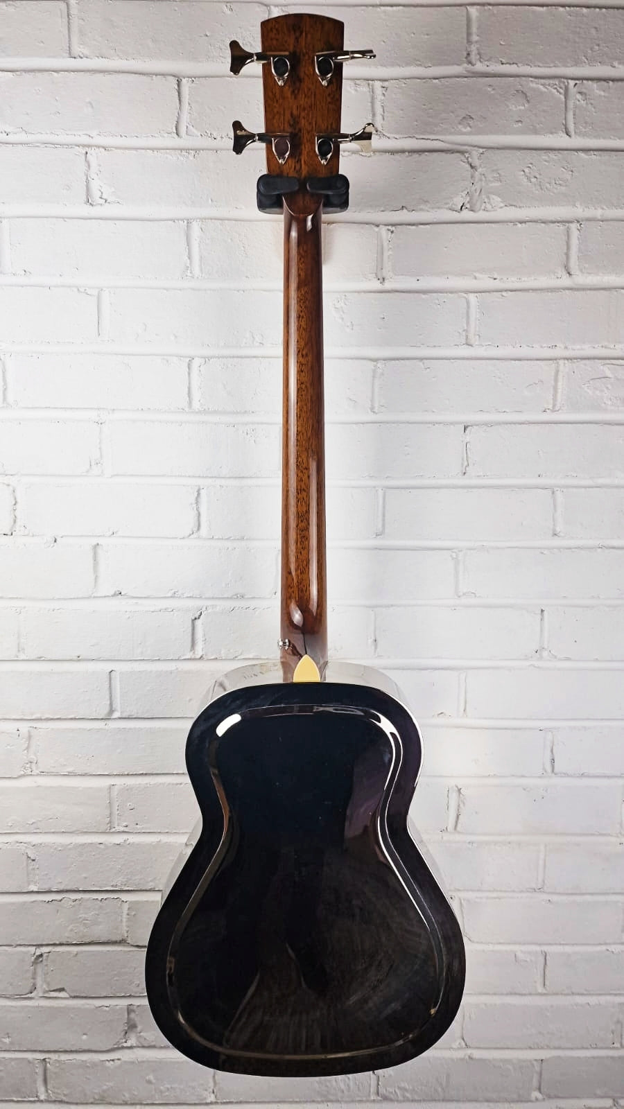 OZARK 3516 ELECTRO ACOUSTIC RESONATOR BASS GUITAR