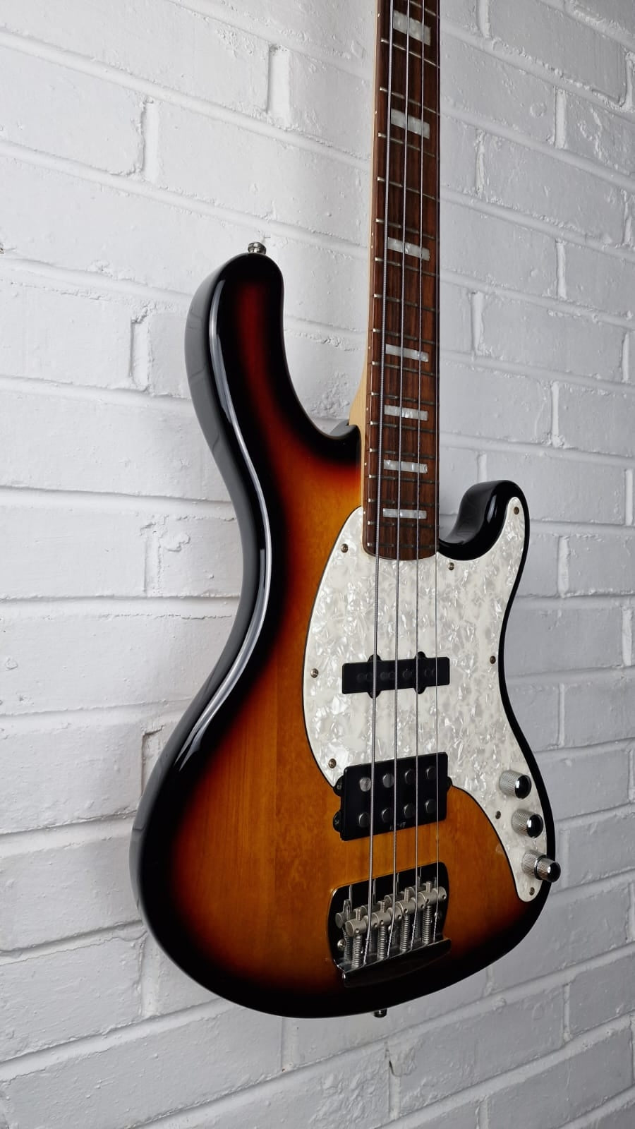 CORT G SERIES GB334A ACTIVE BASS GUITAR