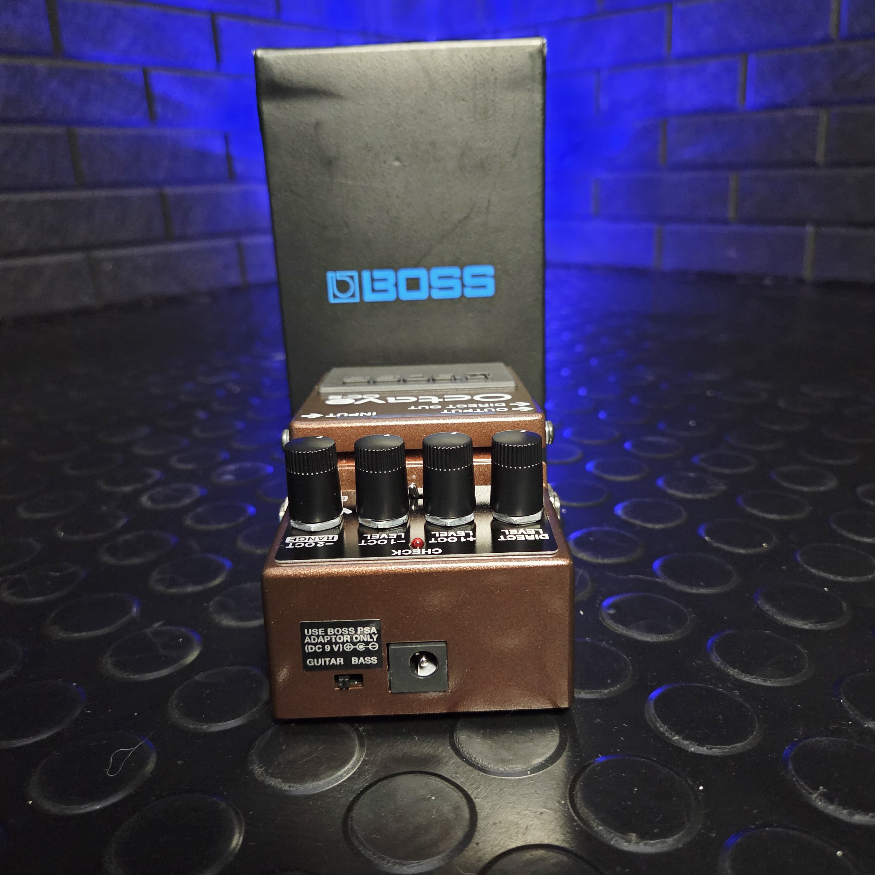 BOSS OCTAVE OC-5 GUITAR AND BASS OCTAVE PEDAL