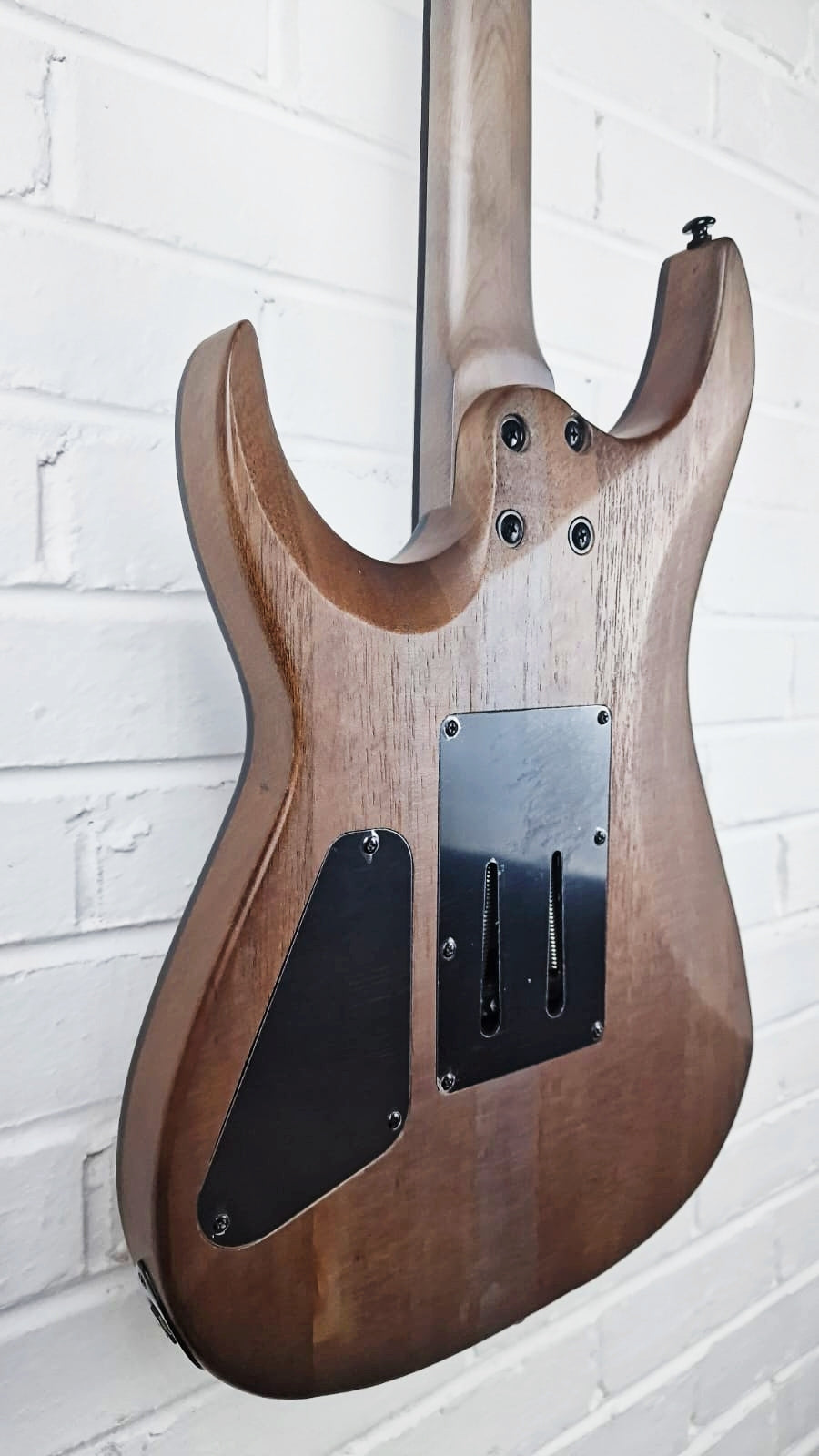 SCHECTER OMEN ELITE 6 BLACK CHERRY BURST ELECTRIC GUITAR