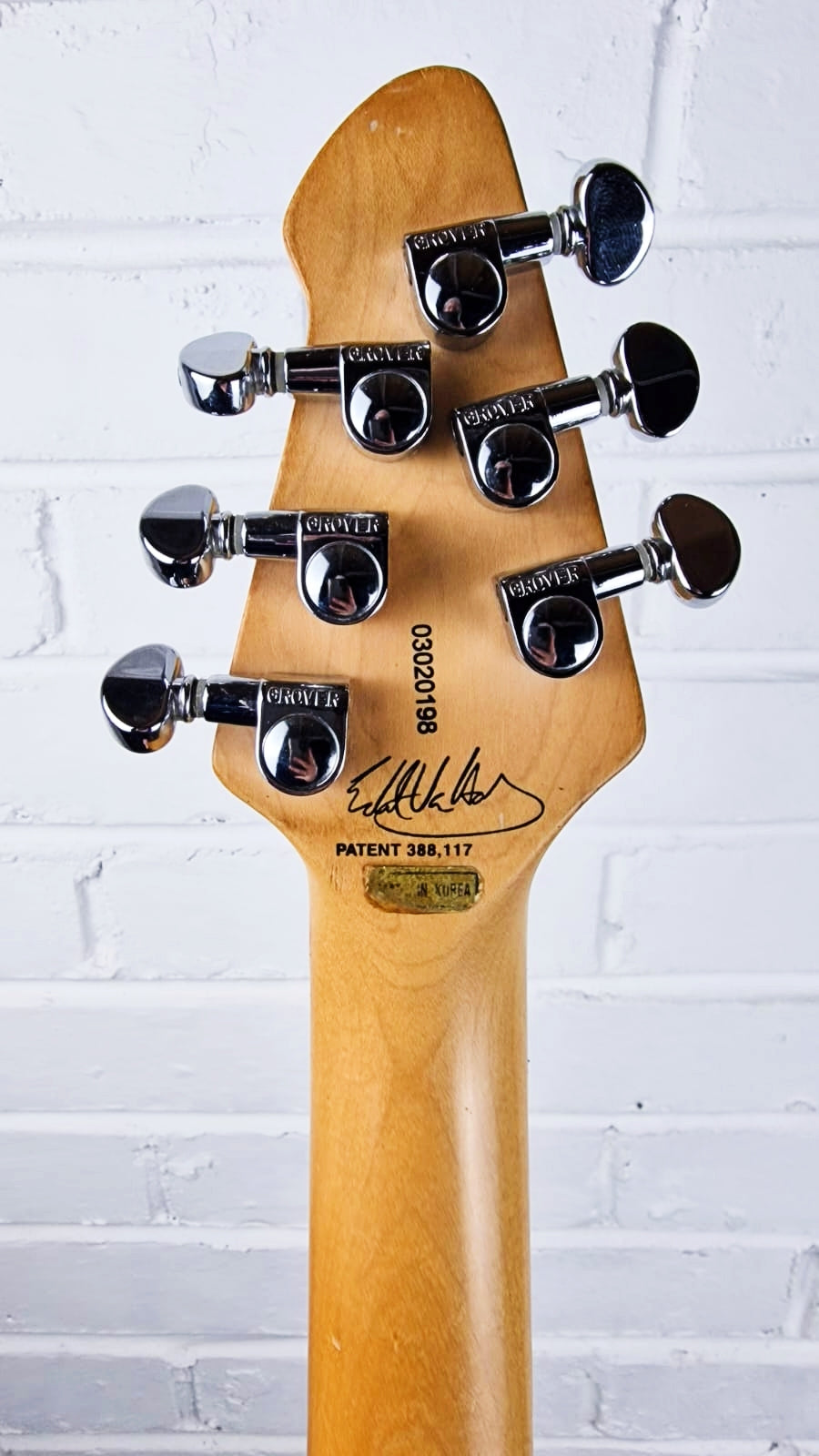 PEAVEY EVH WOLFGANG SPECIAL TRANSPARENT RED ELECTRIC GUITAR