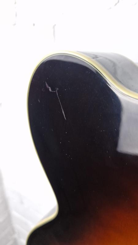 PEAVEY ROCKINGHAM HOLLOW BODY SUNBURST ELECTRIC GUITAR