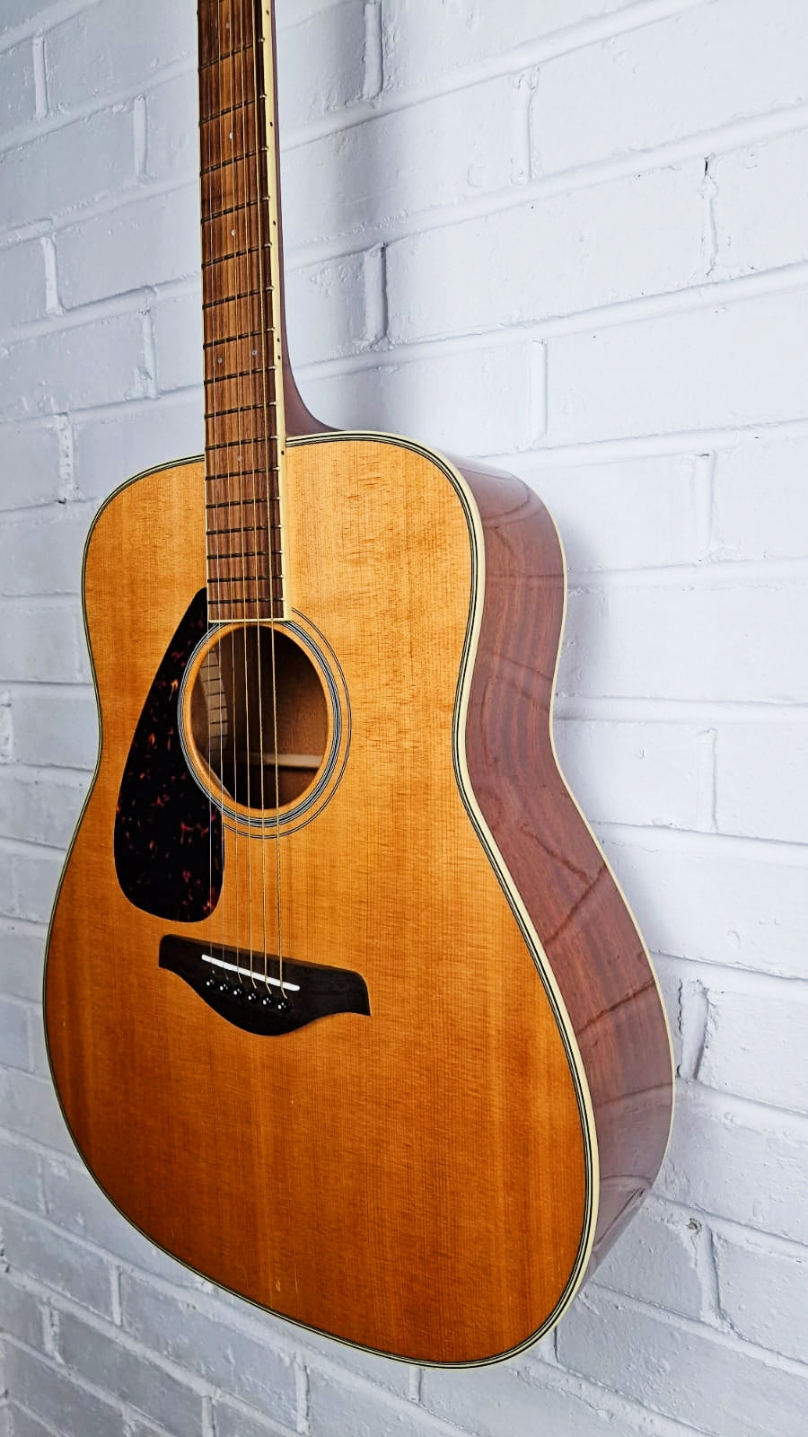 YAMAHA FG820L NATURAL ACOUSTIC GUITAR