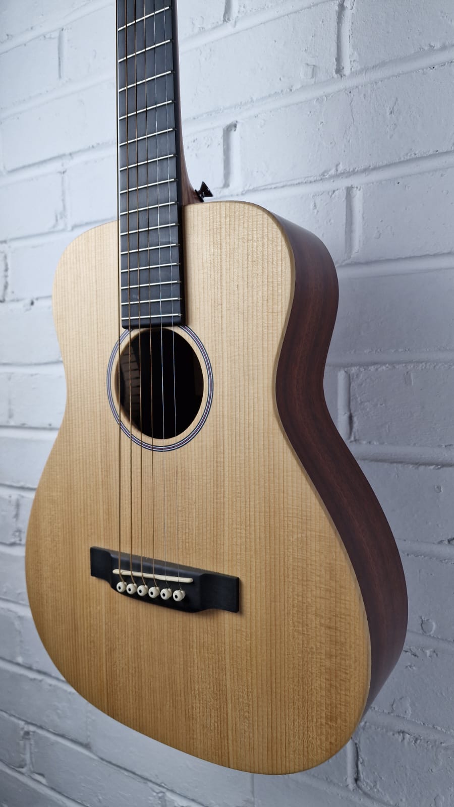 MARTIN LX1 "LITTLE MARTIN" ACOUSTIC GUITAR & OFFICIAL CASE