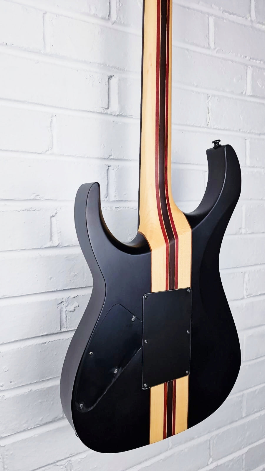 CORT X500 MENACE BLACK SATIN ELECTRIC GUITAR