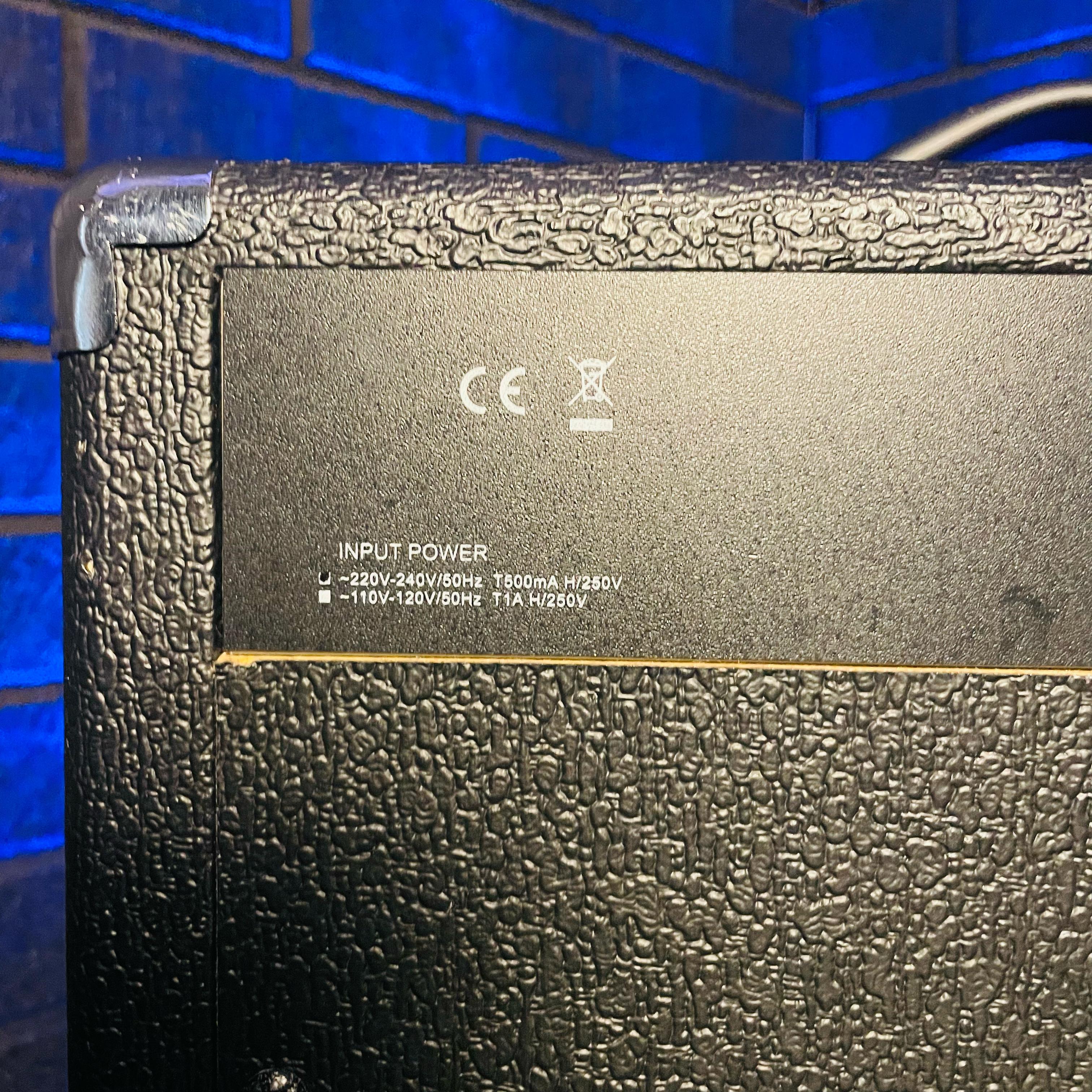 SOUNDLAB G860F 10 WATT AMP GUITAR AMPLIFIER