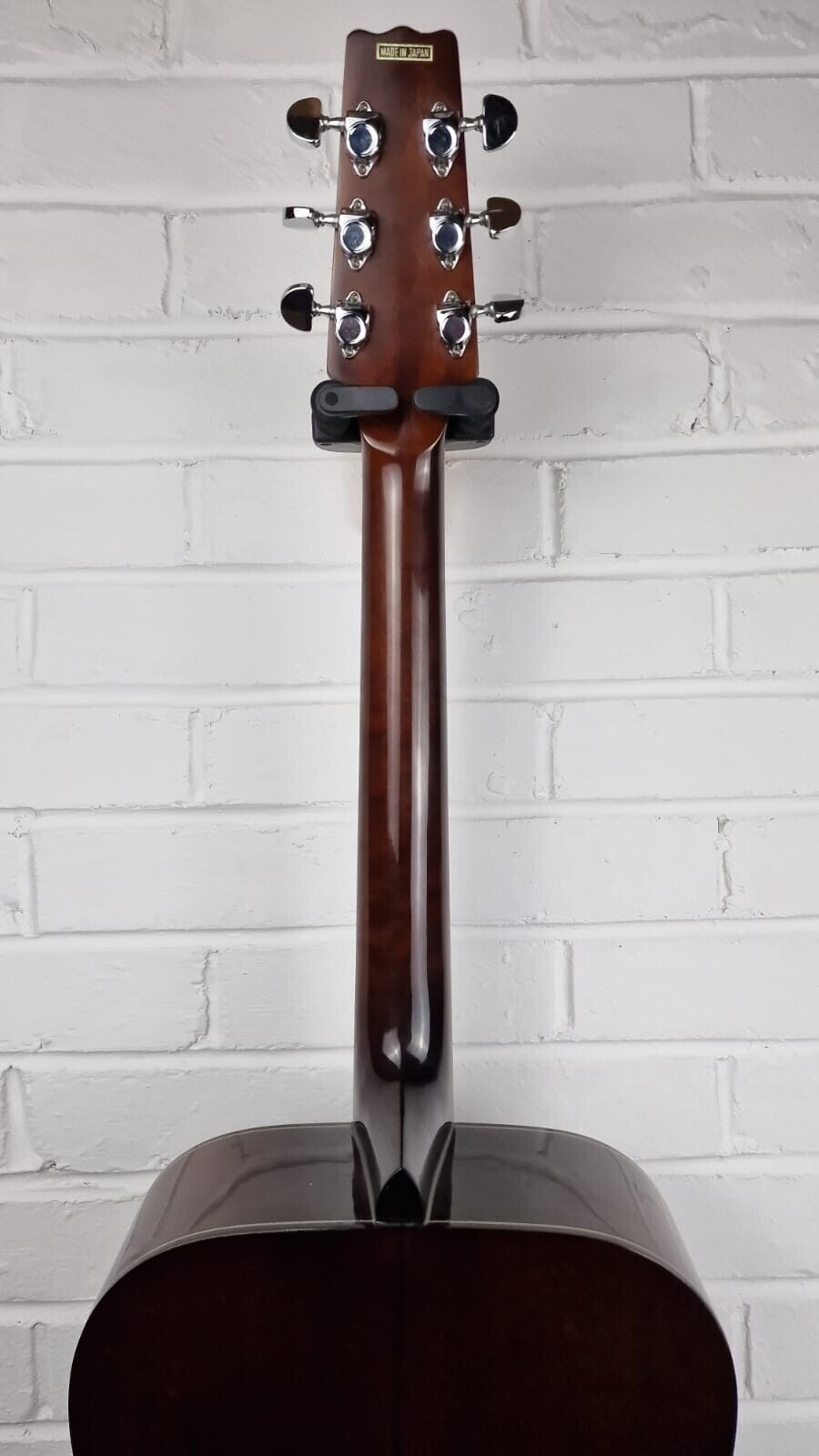 VANTAGE VW160 1970s SUNBURST ACOUSTIC GUITAR